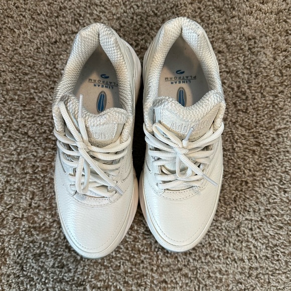 Brooks Addiction Walkers NWOT - Picture 3 of 8